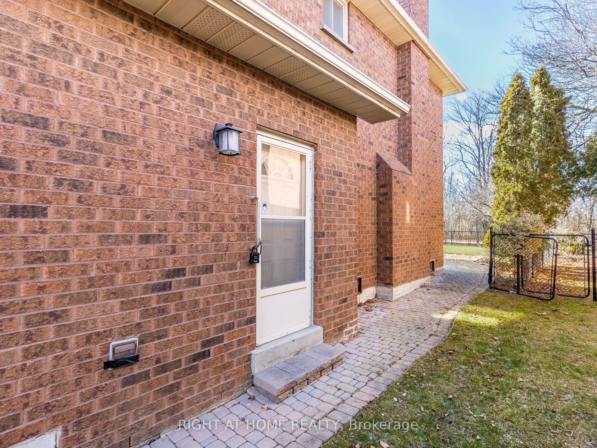56 Turtlecreek Blvd