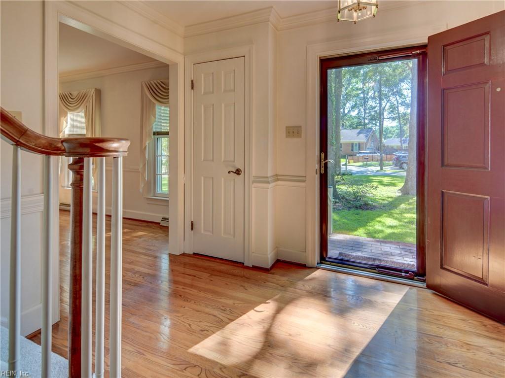 3017 Lord Bradford Court