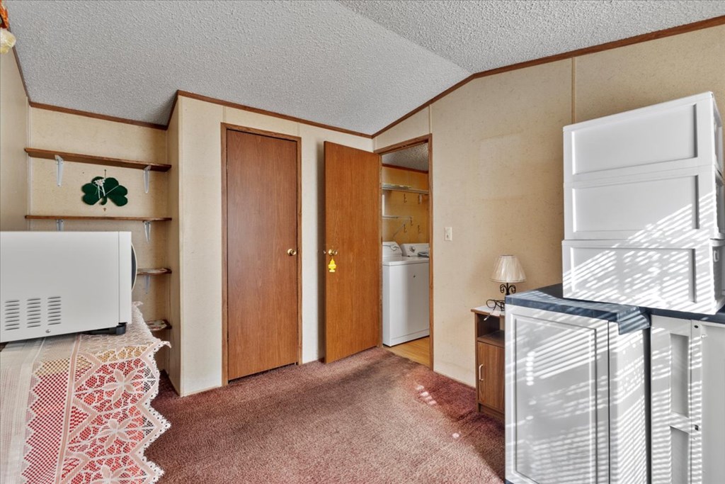 148 SE 911th St