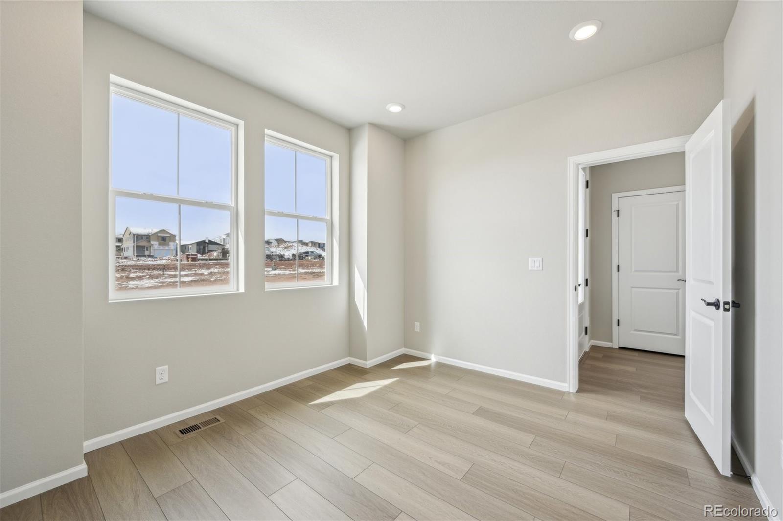 8779 Whiteclover Street