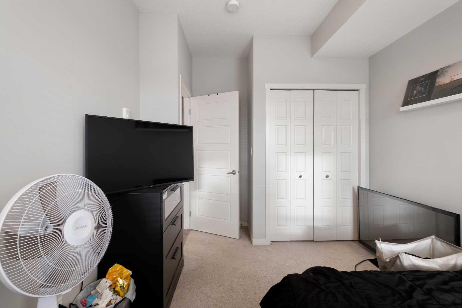 20 Seton Park SE 305