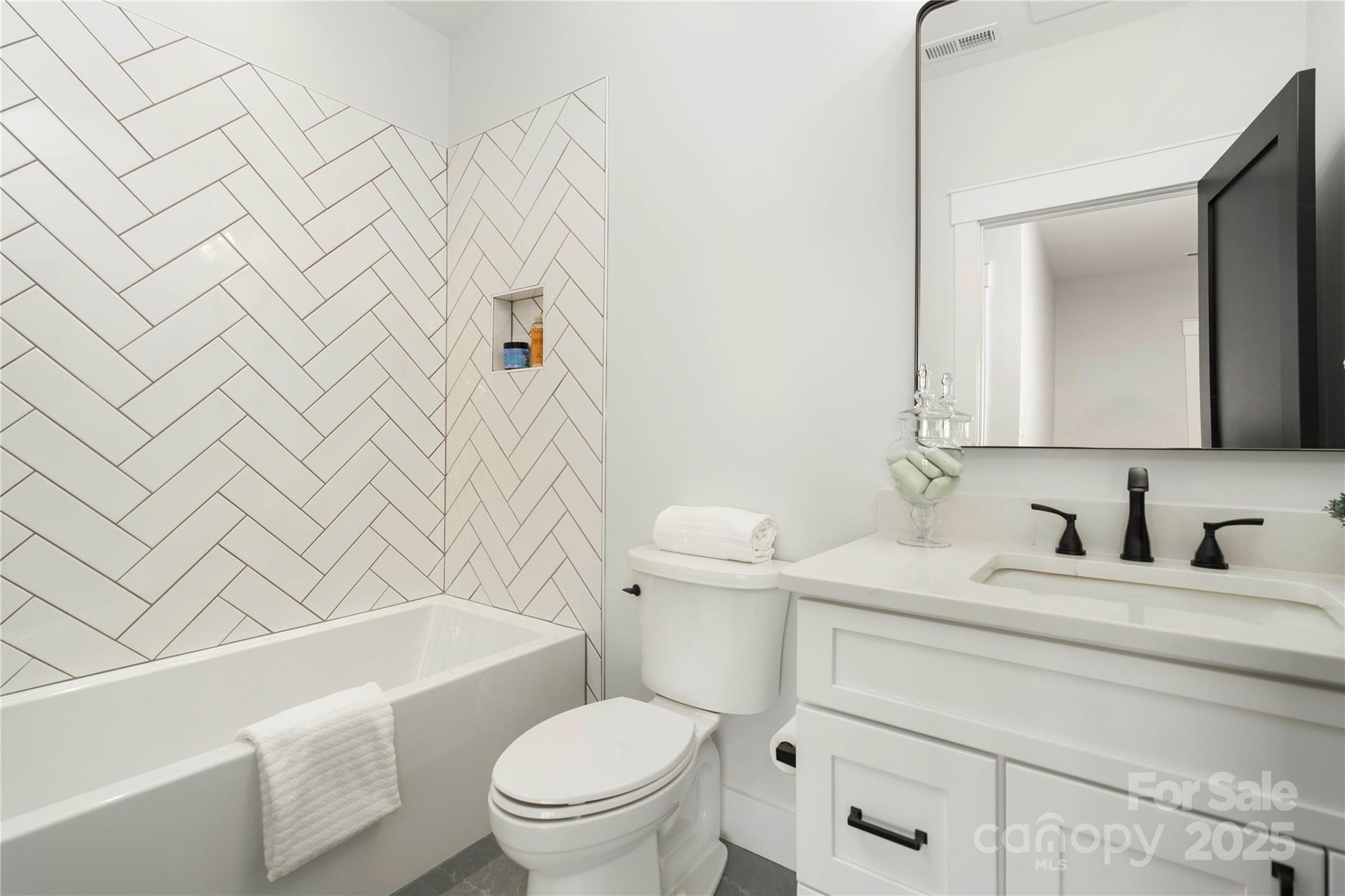 106 Isle Of Pines Road 2