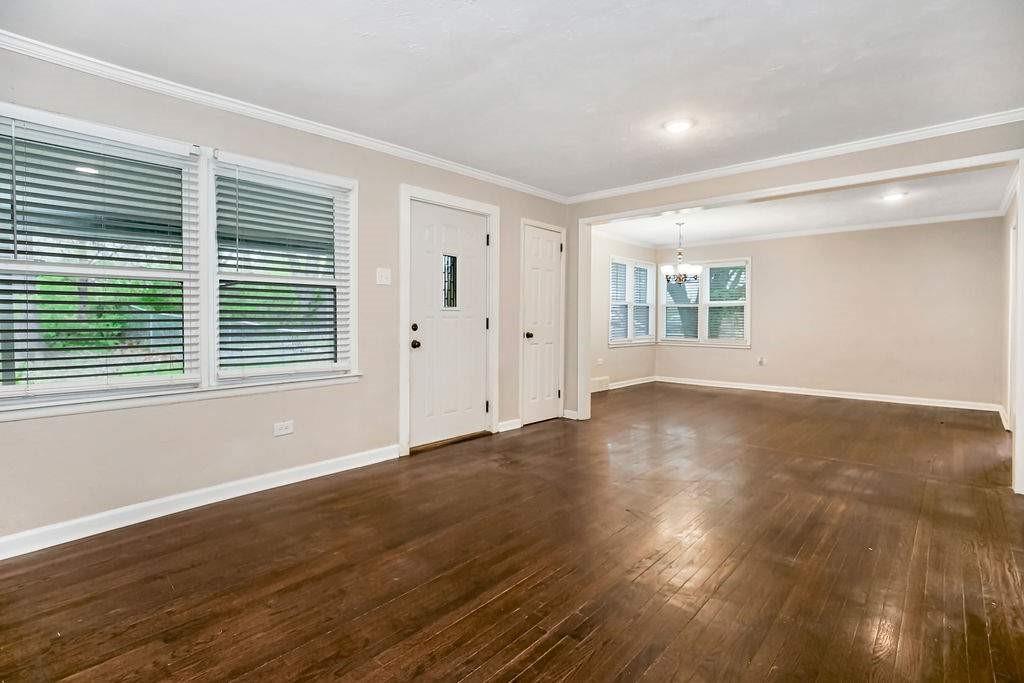 4224 Hawthorne Avenue