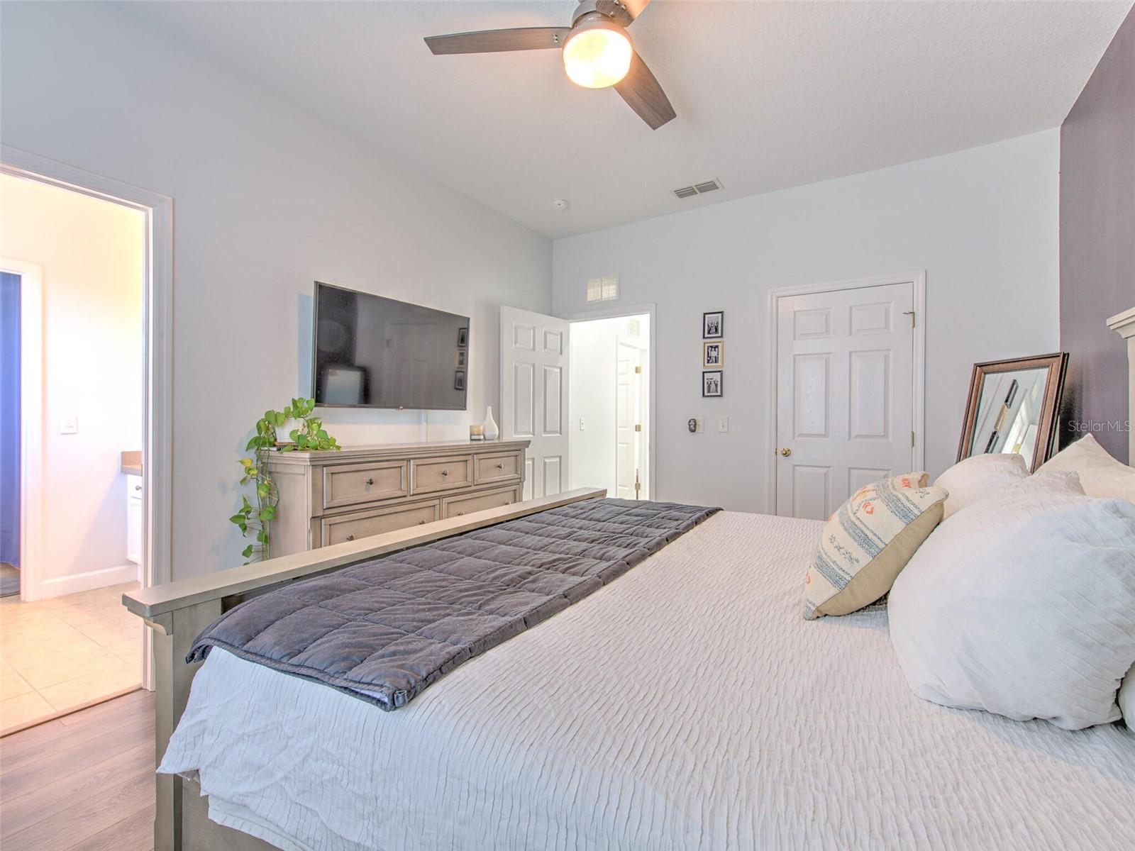 5303 Escena Ct