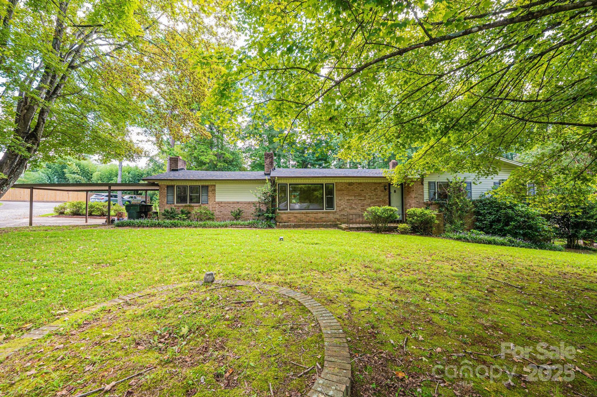 1460 23rd Avenue Place NE