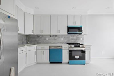 Country Pointe Woods 55 and better! This 2+ bedroom, 2.5 bath with basement and garage. Enter and enjoy an eat in kitchen offering white cabinets, Quarts countertops, tile backsplash, stainless steel appliances, sliding glass doors to beautiful paver patio and green space. The primary ensuite is on the main floor, is spacious, updated & offers two closets with built-ins. Enjoy a new fully renovated bath The second floor boasts a totally revovated full bathroom, a second bedroom, huge walk in closet plus a bonus room! Min Age:55