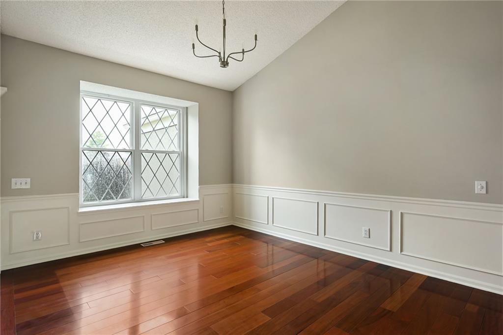 9201 N Charlotte Court