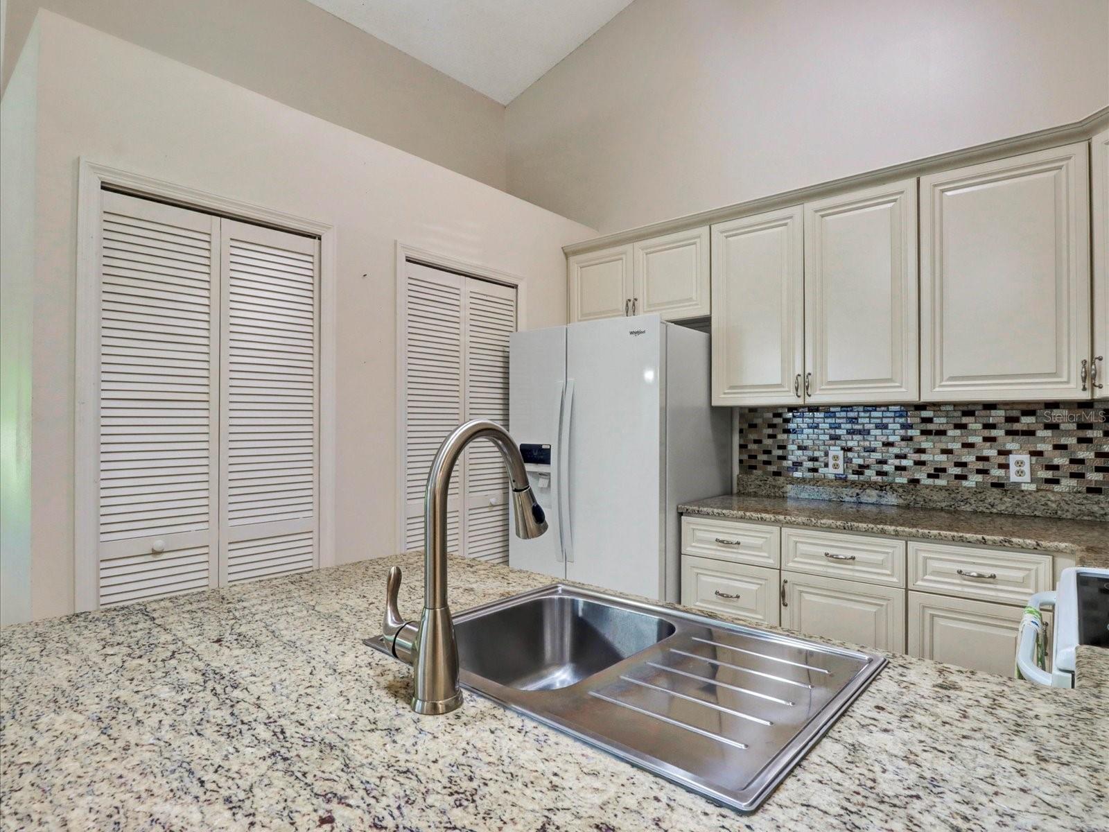5100 Burchette Road 3200