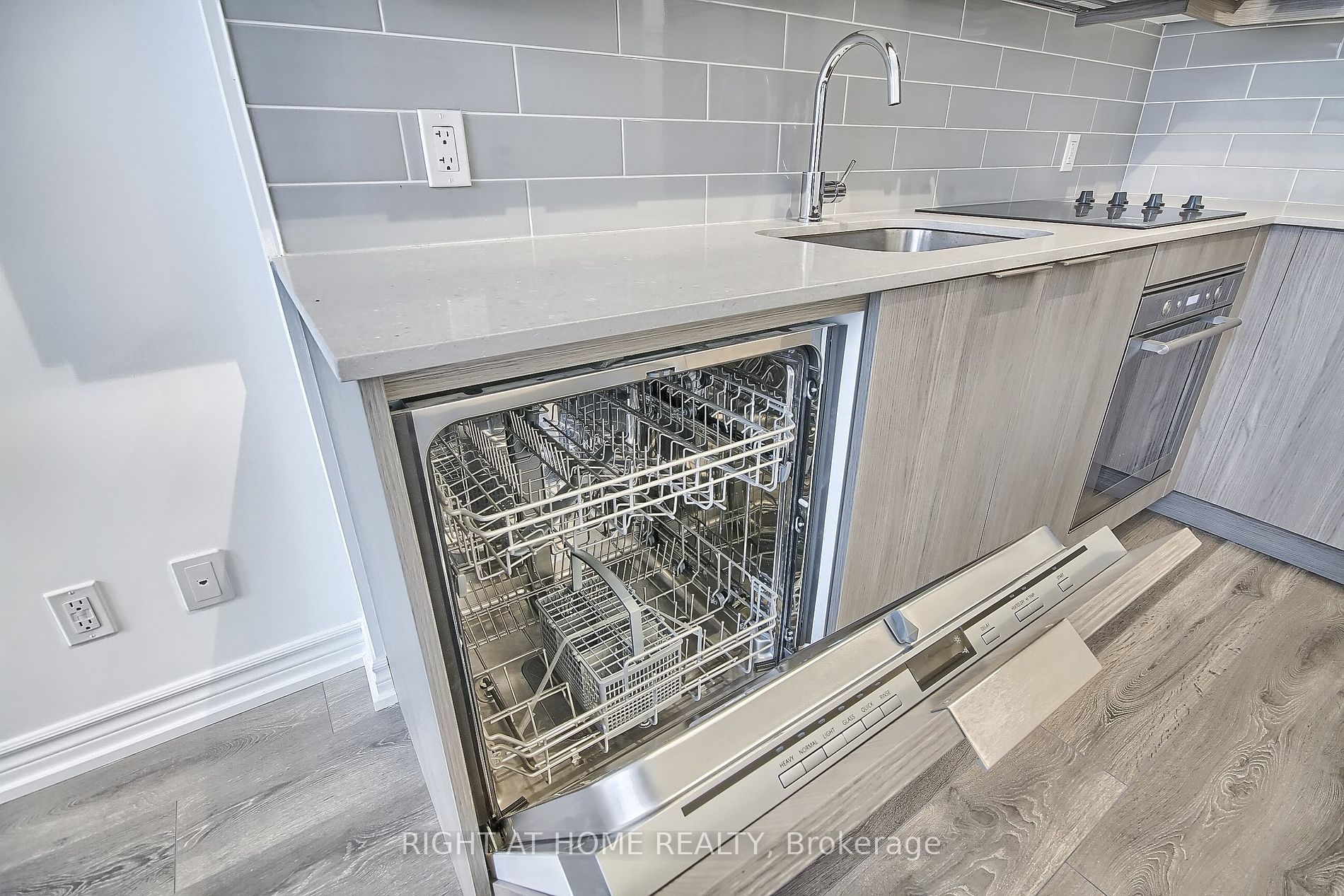 36 Forest Manor Rd 122