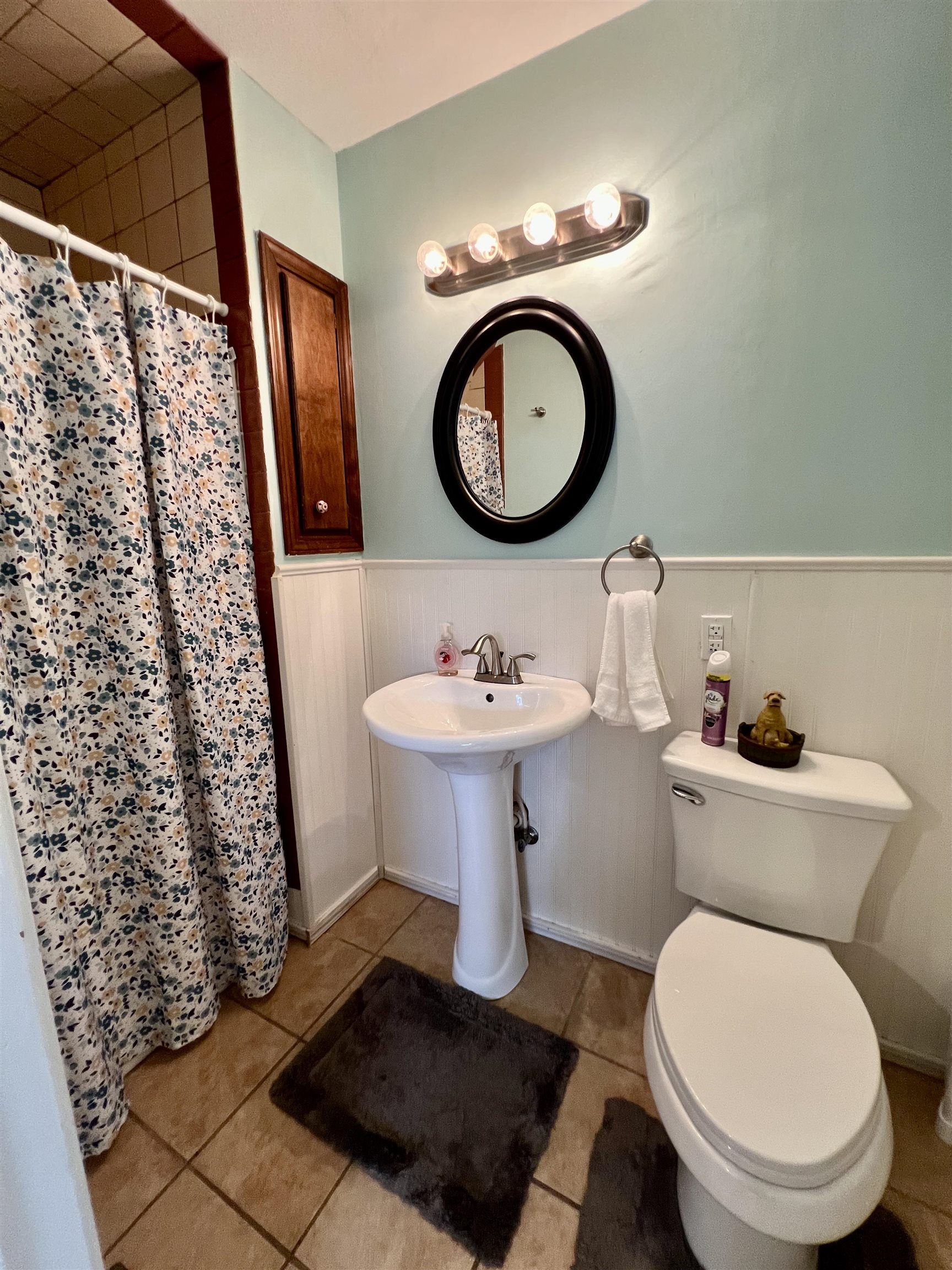 261 Greenway