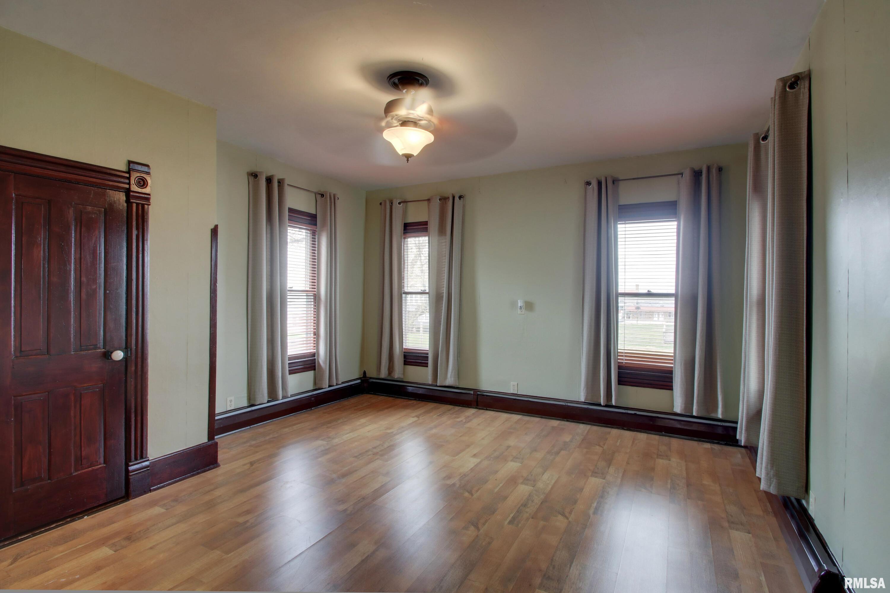 309 W Edwards Street