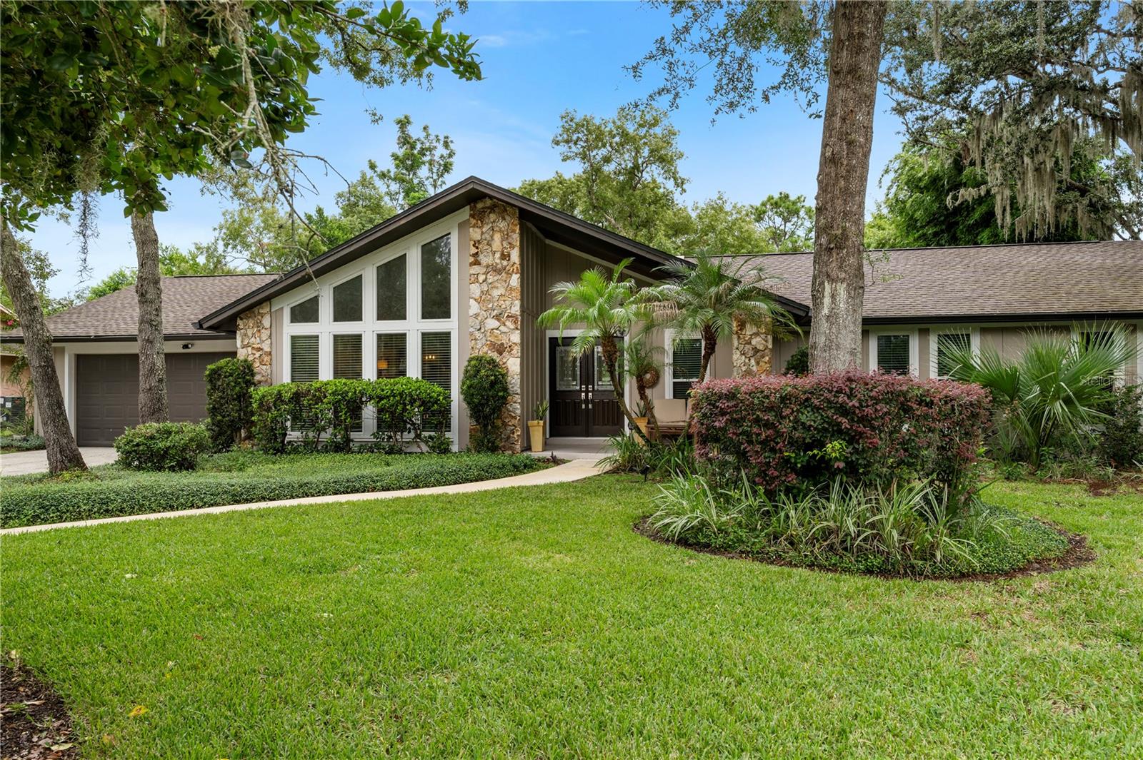 102 Sweetwater Hills Drive