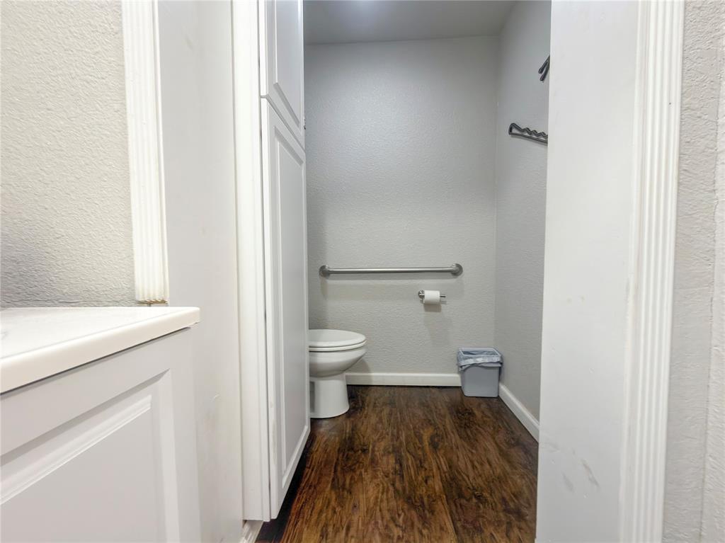 401 W Hubbard Street