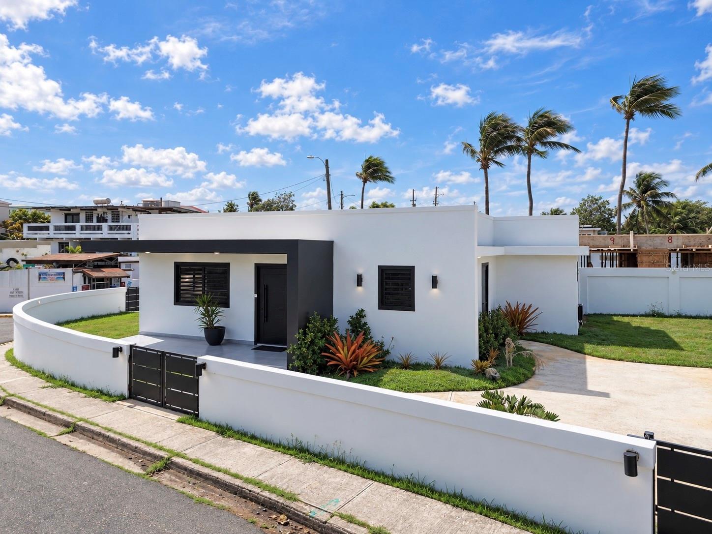 Just a 5-minute walk from the beach!??Welcome to this beautifully remodeled home in Dorado, completely renovated from the ground up in 2024 and ready for its new owner. Every detail has been refreshed with a modern look, featuring contemporary colors and finishes that give the property a clean, stylish feel throughout.Best of all, it’s being sold fully furnished and with appliances included, offering a true turnkey opportunity—just bring your bags!Location is one of the biggest highlights. Playa Dorado is only about 500 meters away (approximately a 5-minute walk), putting the sand and ocean practically at your doorstep. The surrounding area also offers convenient access to local businesses, dining, and everyday essentials.Whether you're searching for a primary residence, beach getaway, or investment opportunity, this property offers a hard-to-beat combination of location, modern renovations, and move-in-ready convenience in Dorado.