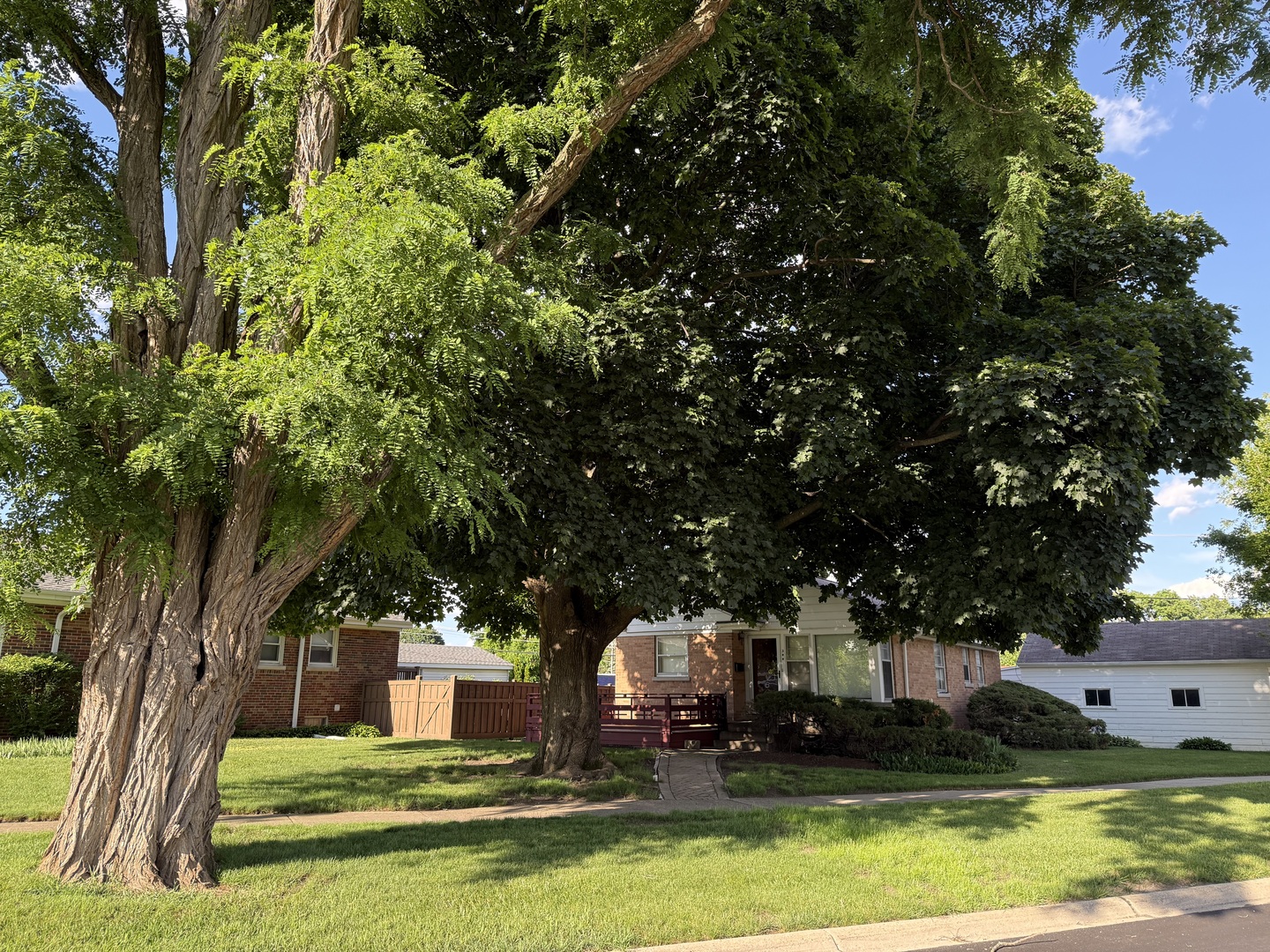 First time on the market, this solid all brick 4BR 1.1 bath ranch has so many memories from 4 children being raised here. Bring your vision to create new memories in this vintage home. Home features plaster walls/ceilings, hardwood floors under carpet in LR and 3 BRs on main floor. Full bath on main floor and basement has a powder room. Great neighborhood near parks, Metra and downtown amenities. Estate sale and is being sold AS IS.