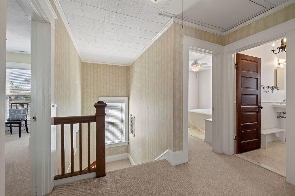 507 Harbor Ave 5