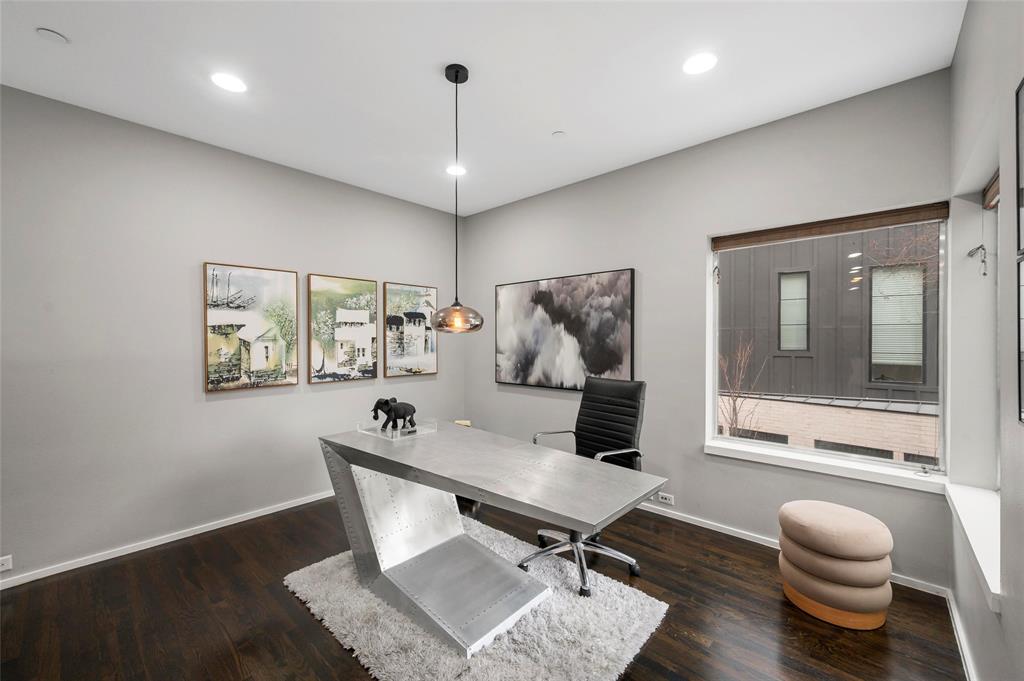 5205 Capitol Avenue 9