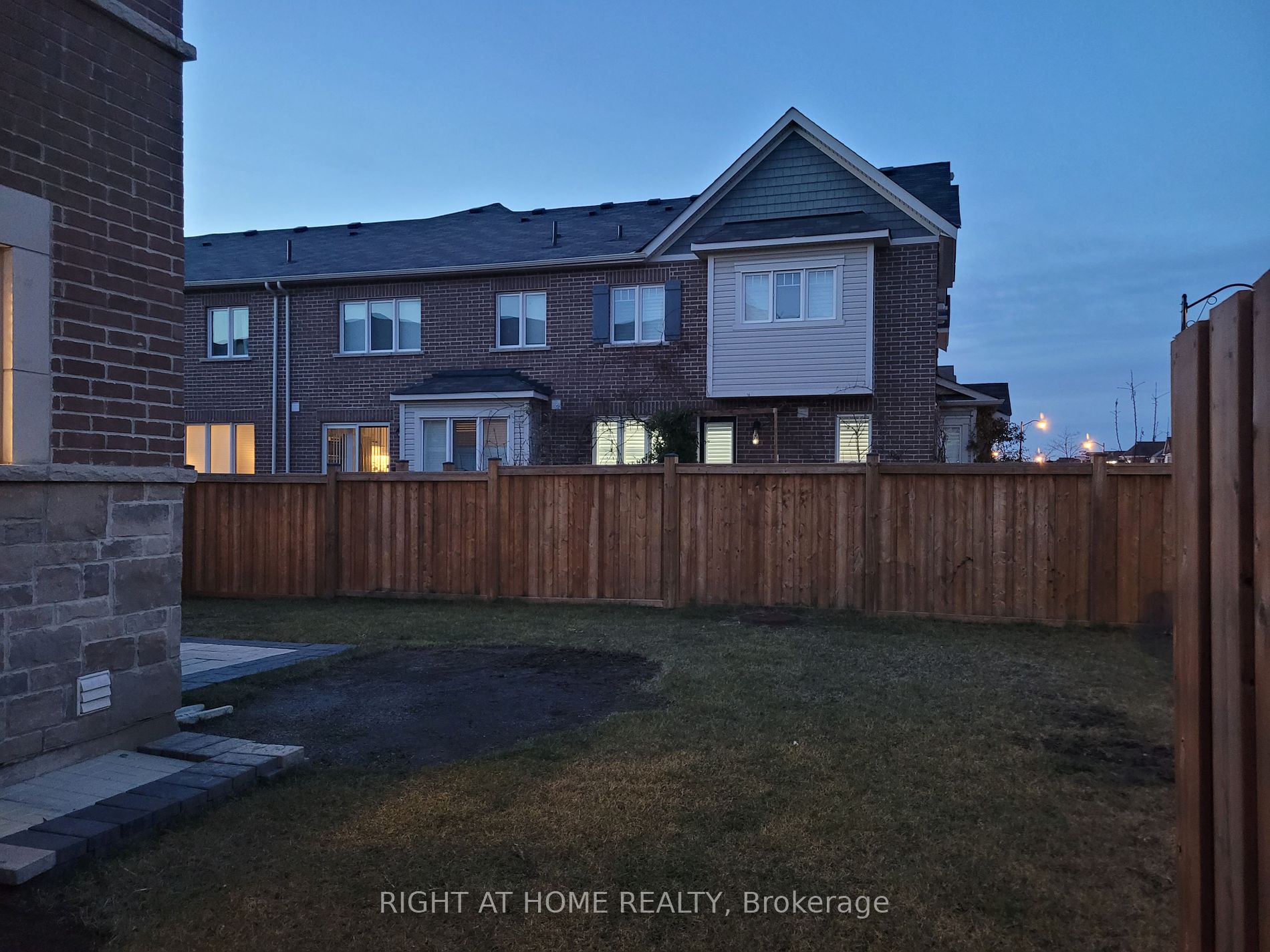 1000 Asleton Blvd 1