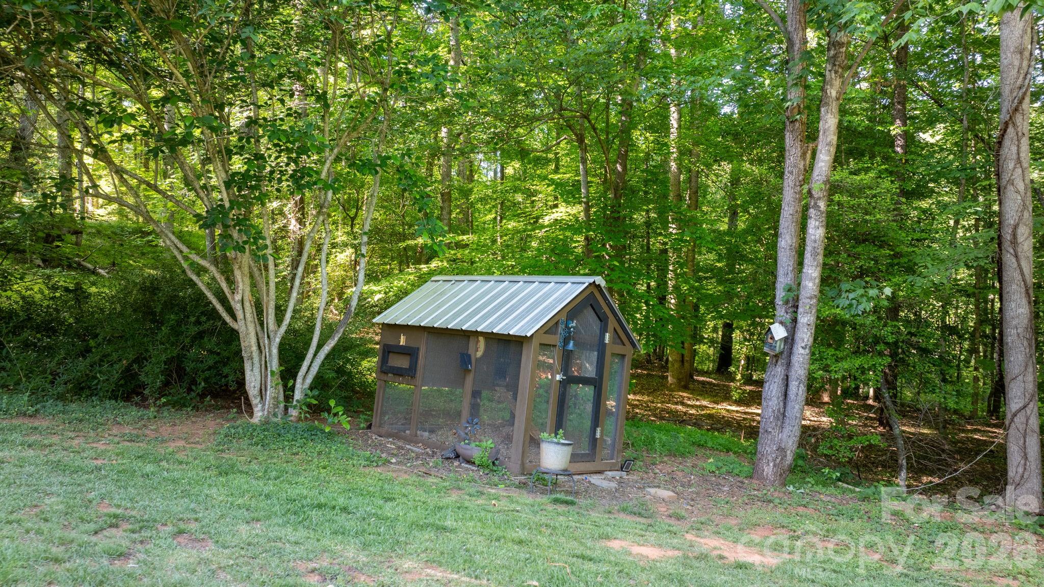 3355 Helton Hartley Place