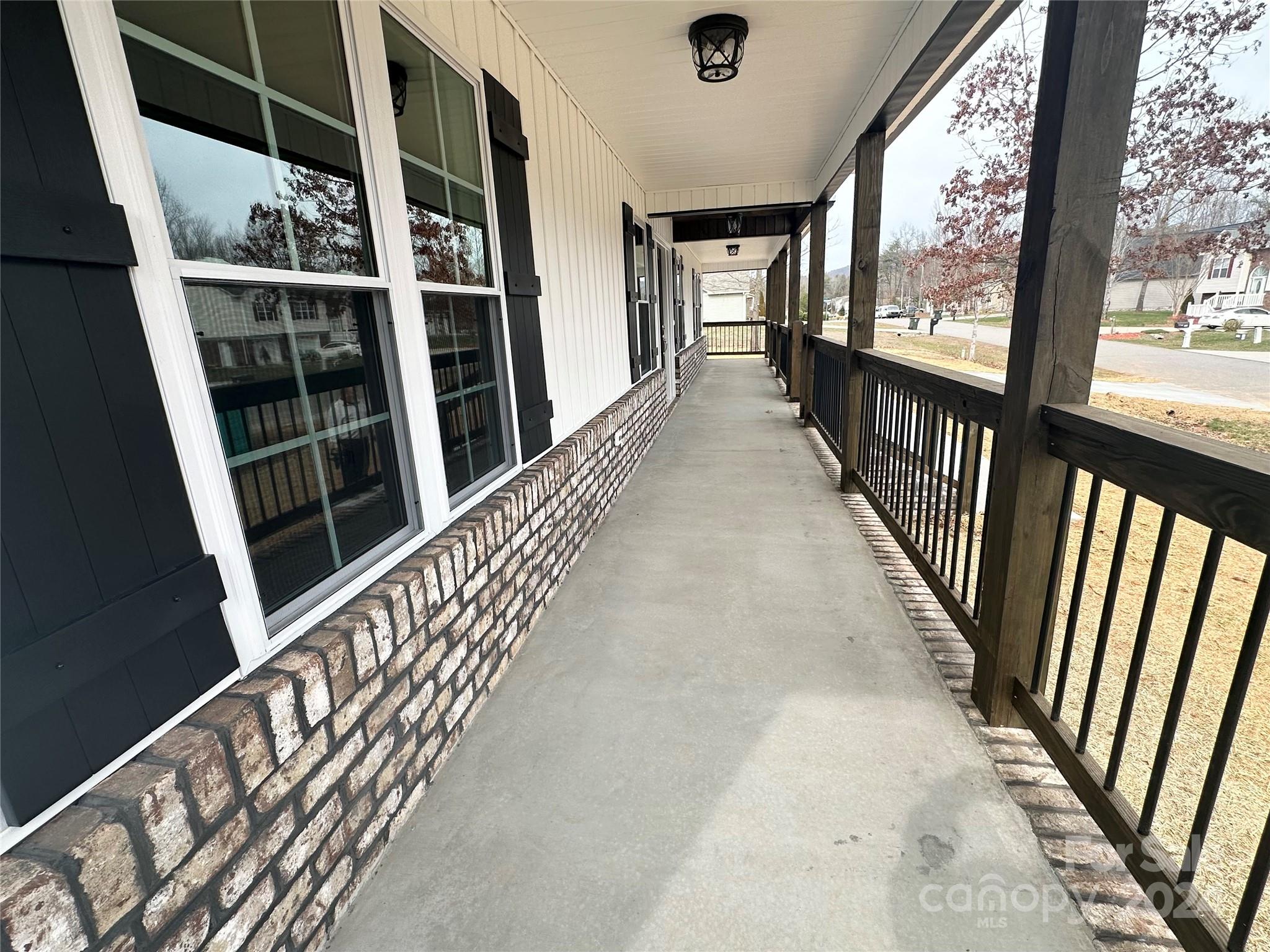 105 Deer Ridge