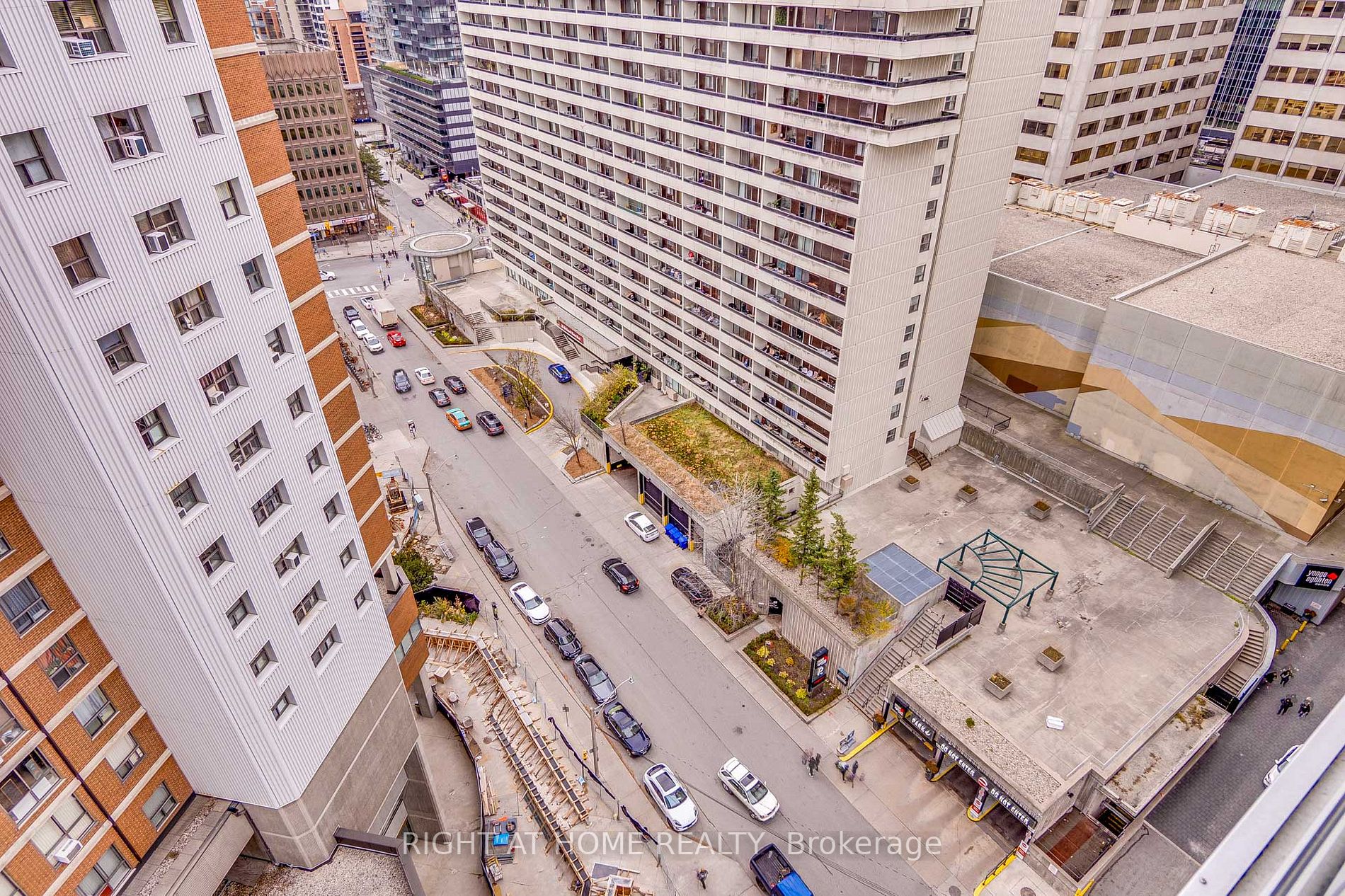 58 Orchard View Blvd 1707