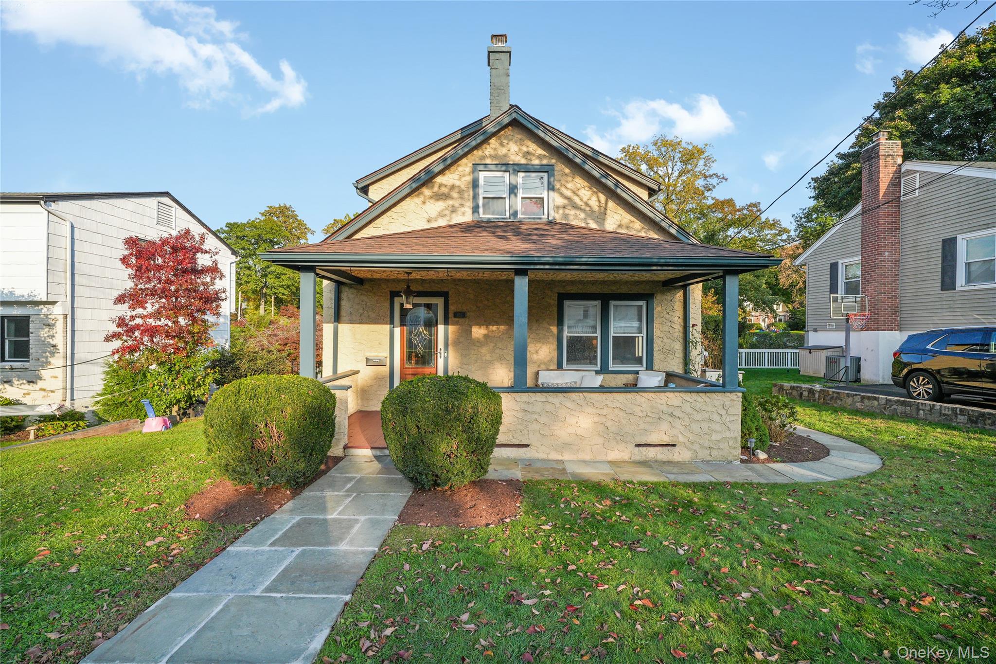 416 Willis Avenue