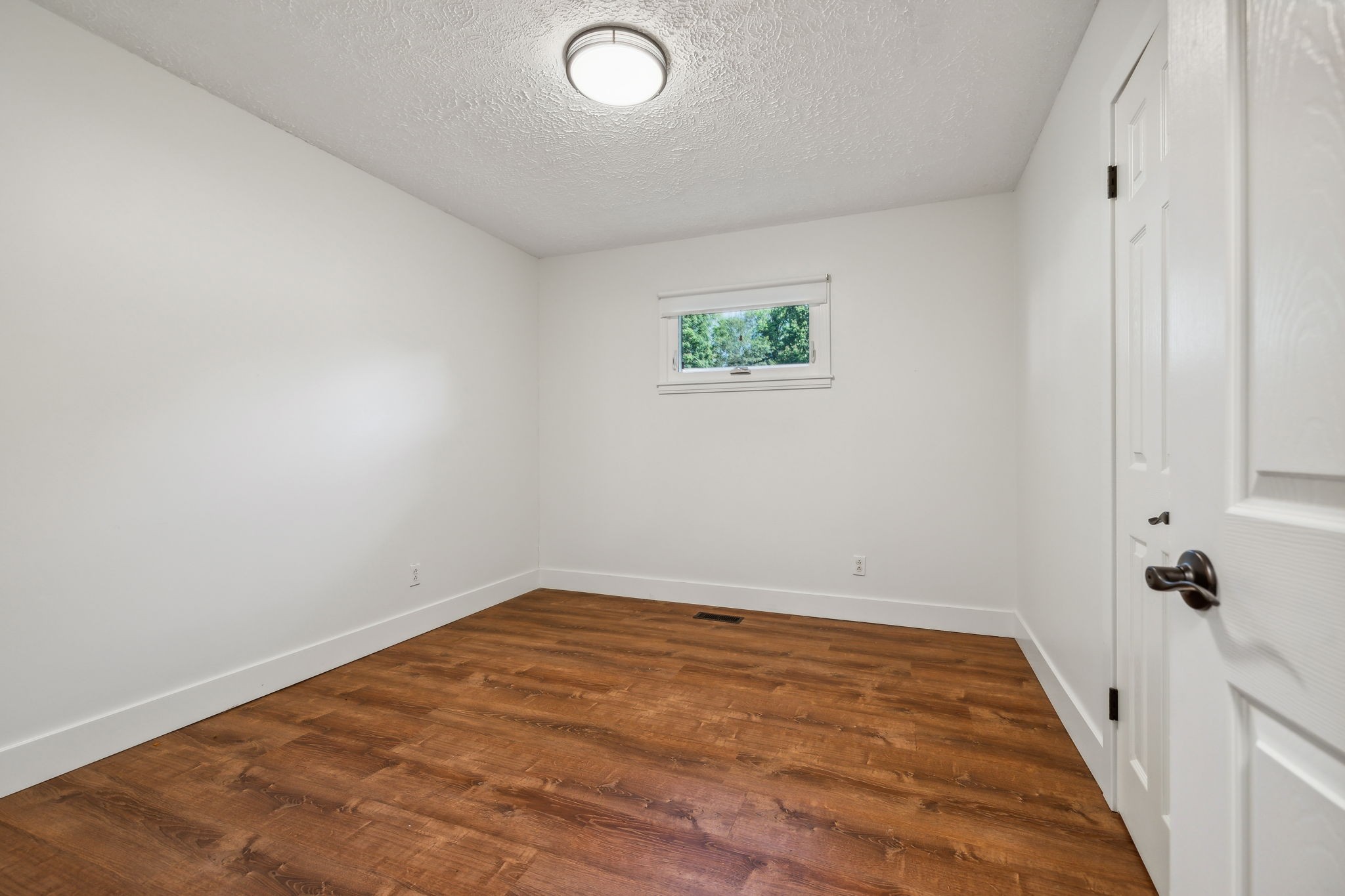 125 Lorraine Dr