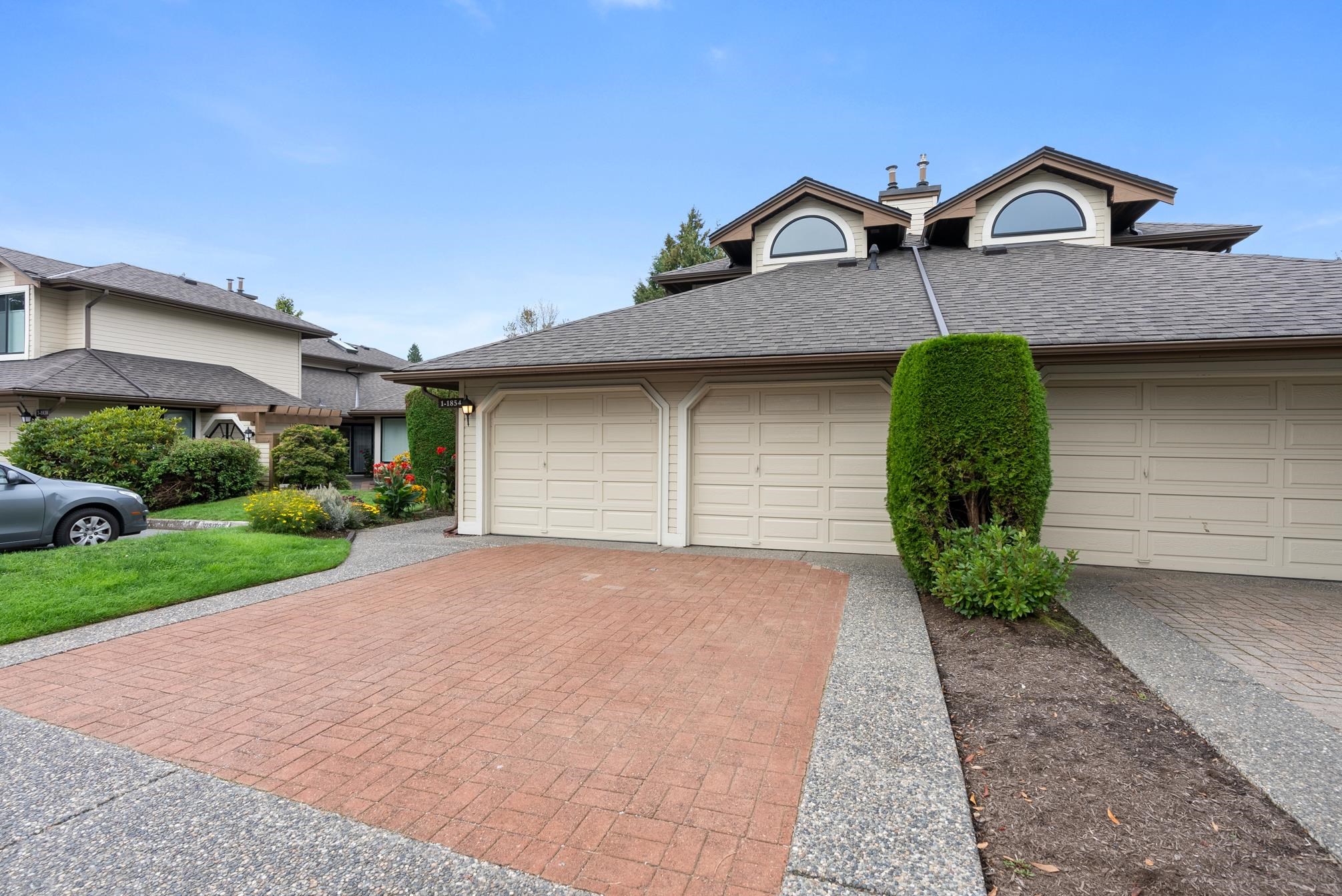 1854 Southmere Crescent 1