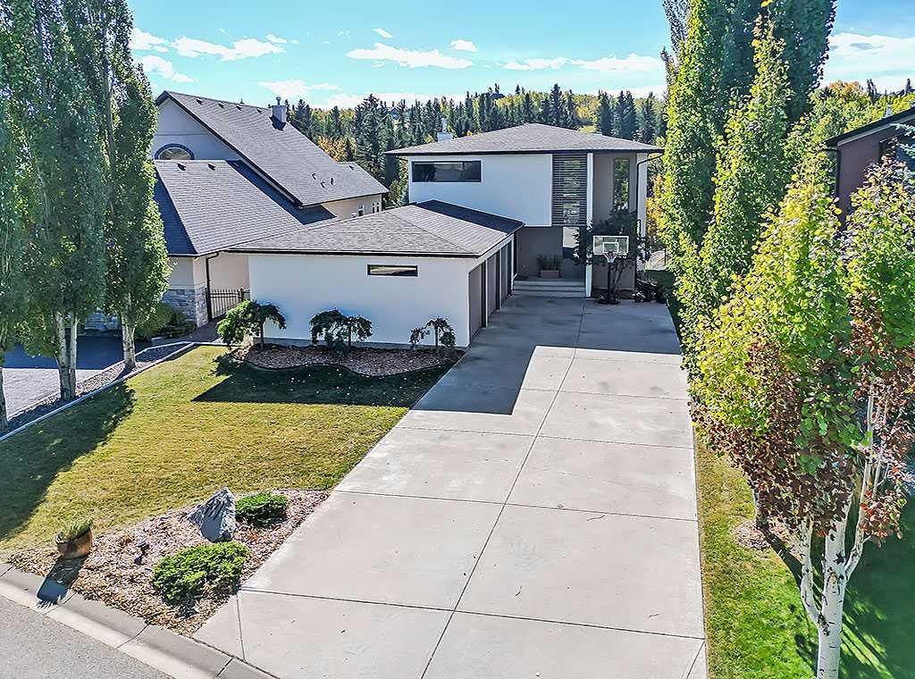 471 Rodeo Ridge