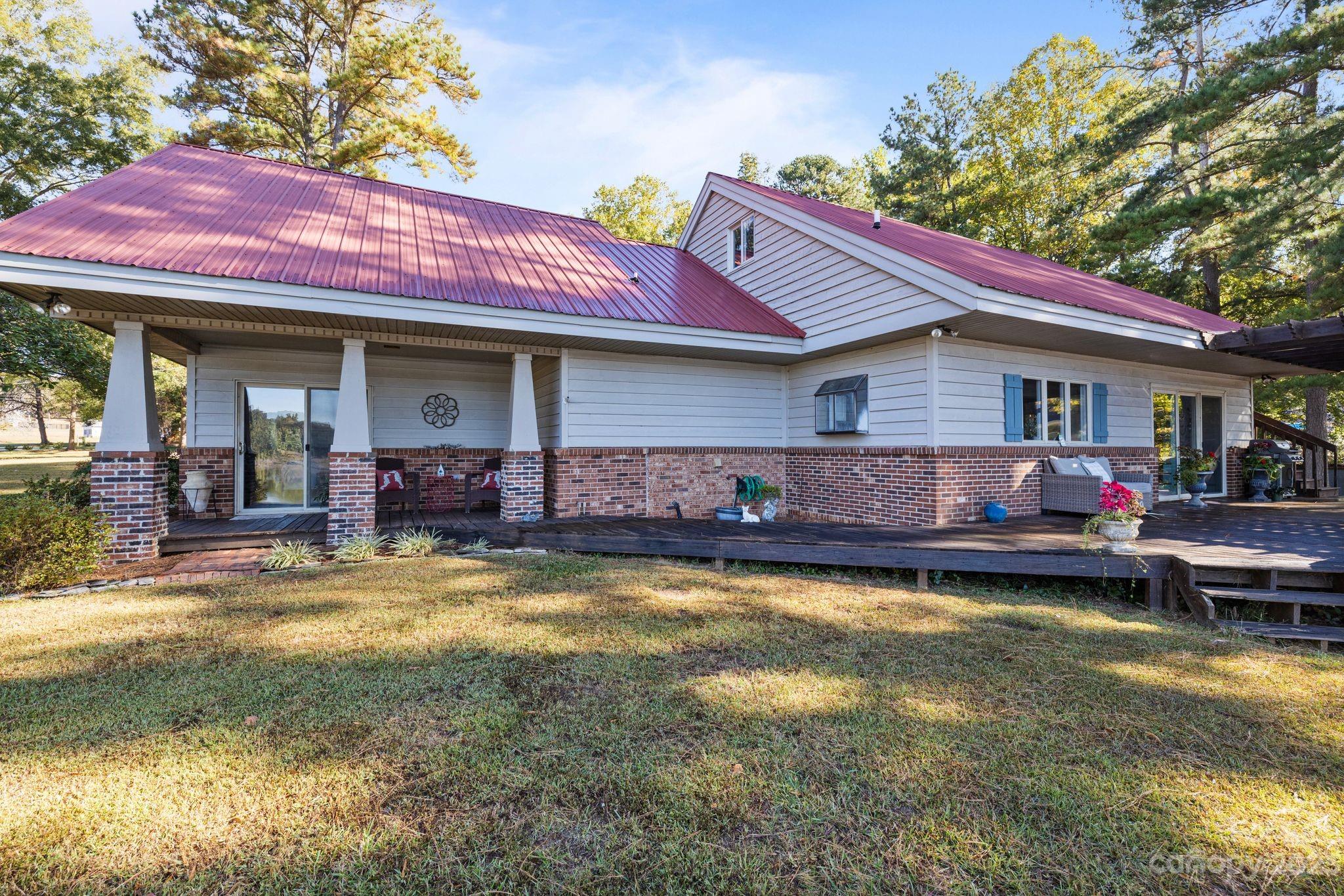 6820 Locke Drive