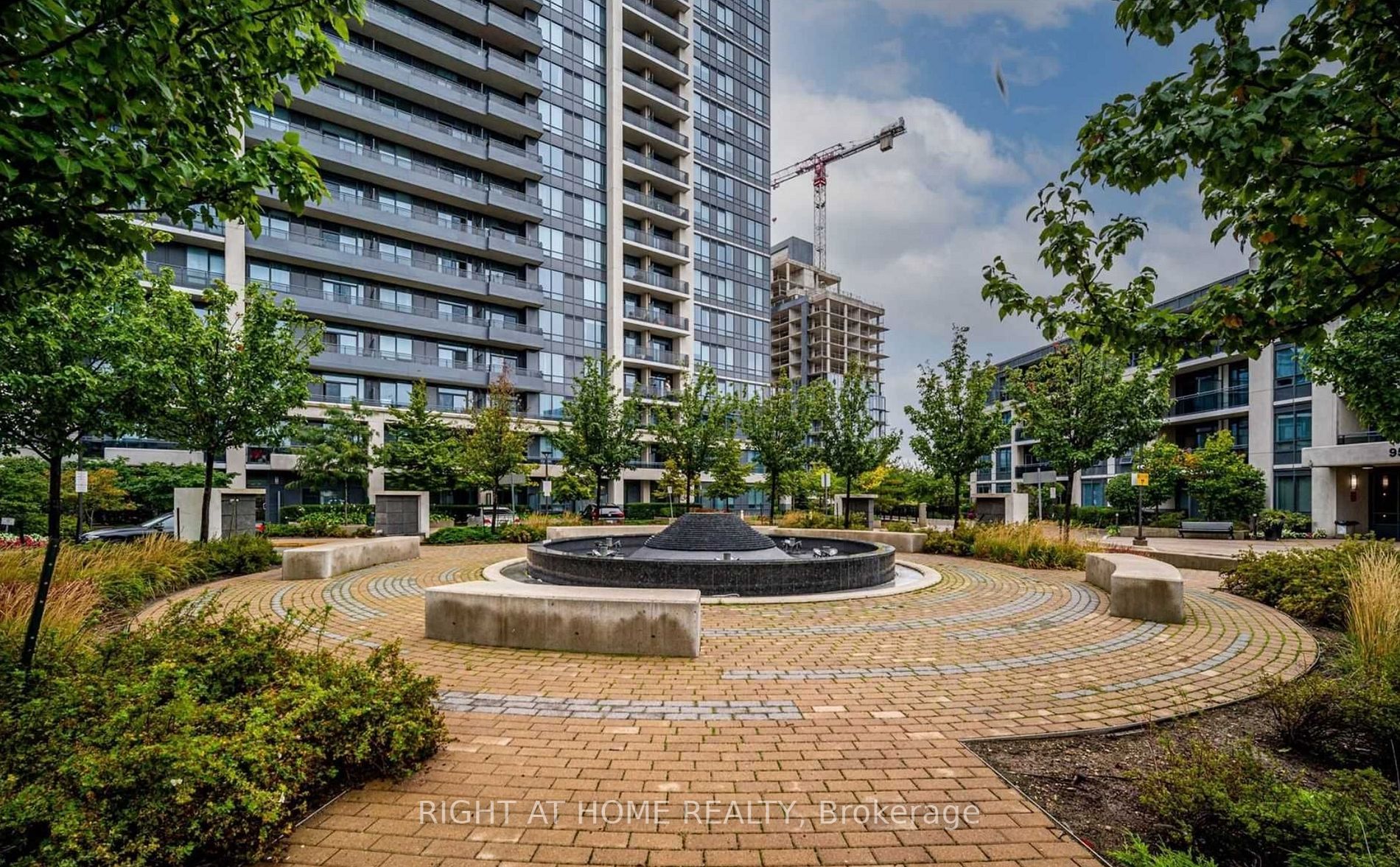 75 North Park Rd 812