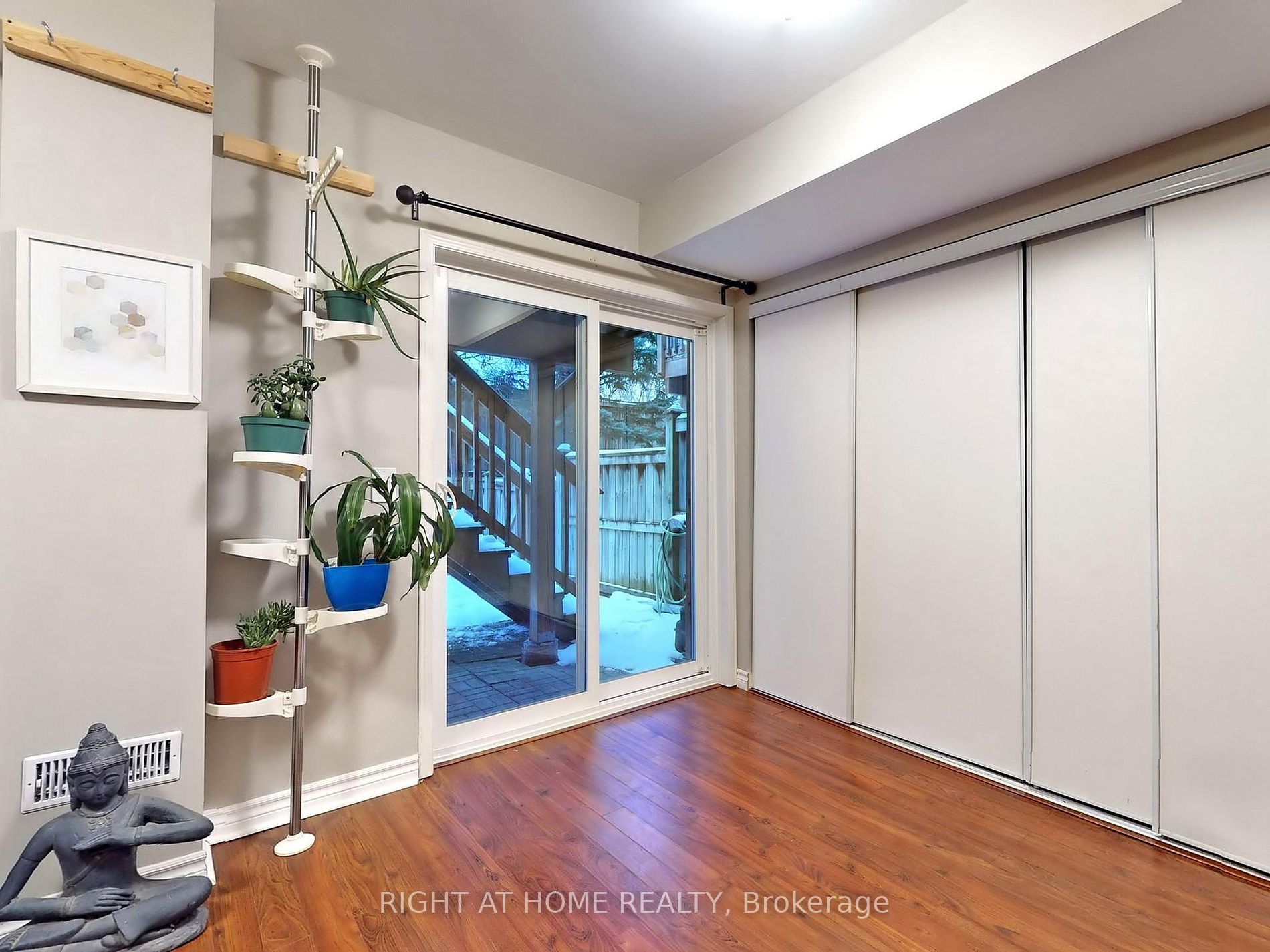 51 Northern Heights Dr 16B