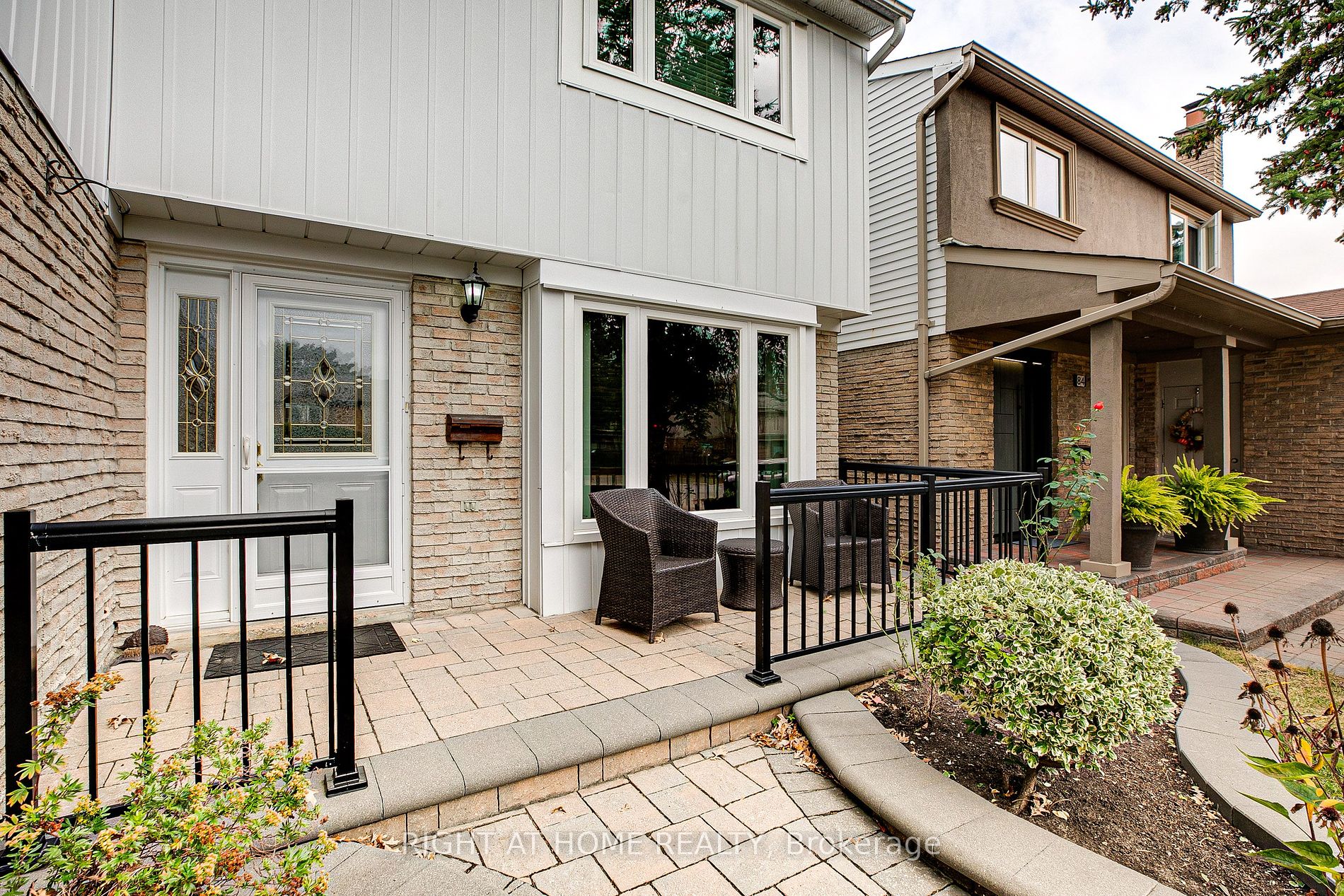 86 Castle Rock Dr
