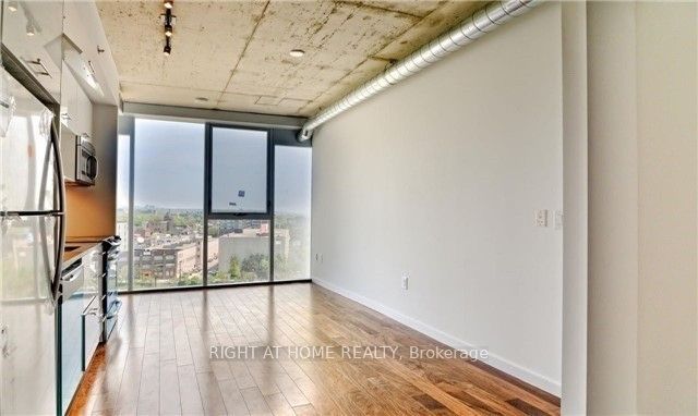32 Trolley Cres 1003