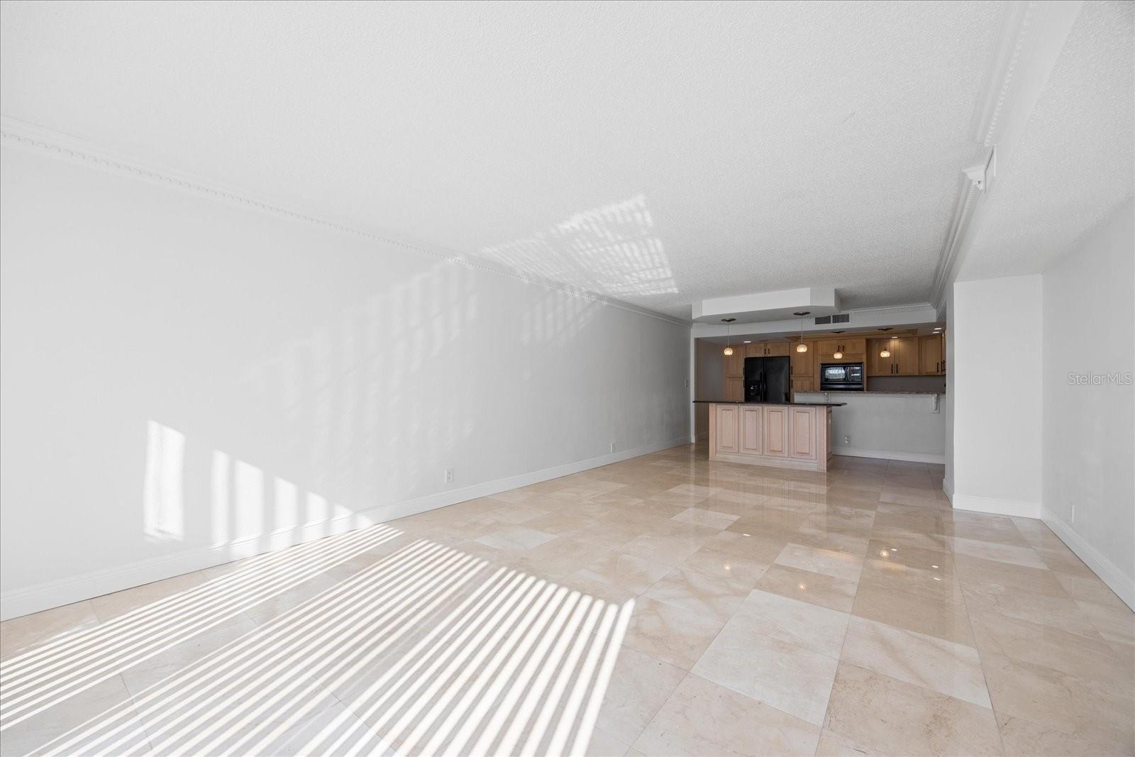 100 Oakmont Lane 101