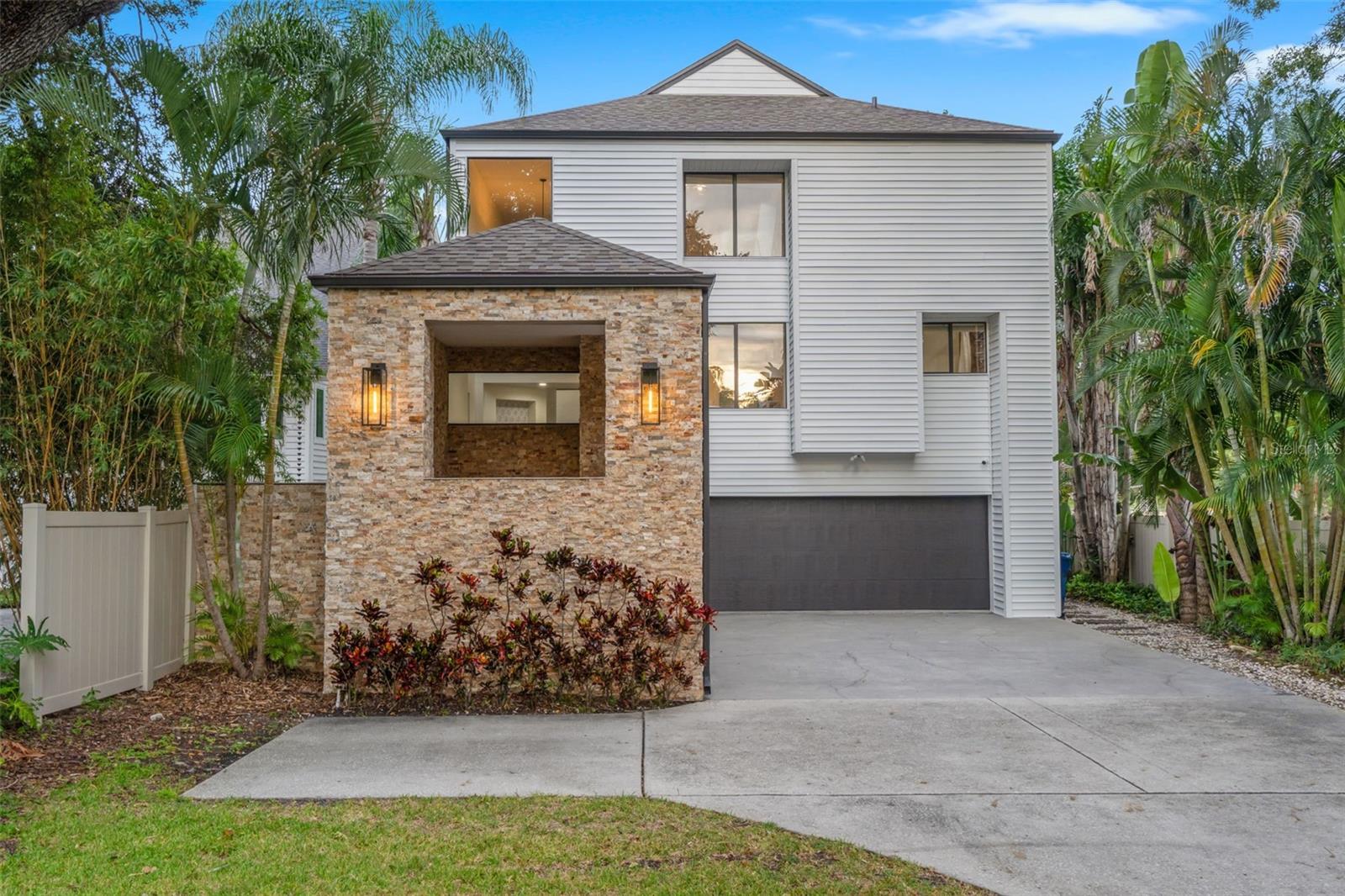 4035 N River View Avenue, Tampa, FL