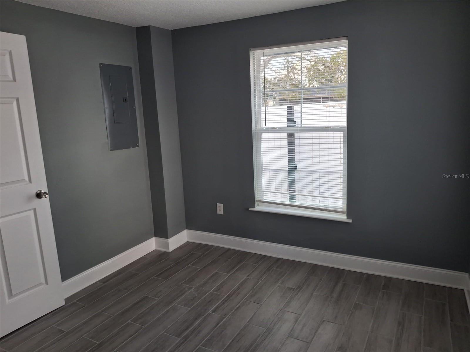 825 3rd Street