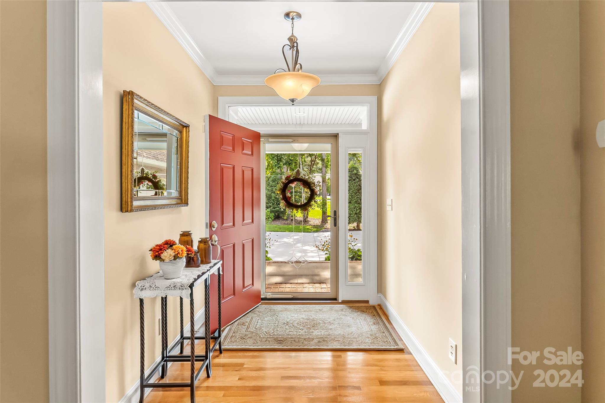 107 Crosscreek Drive