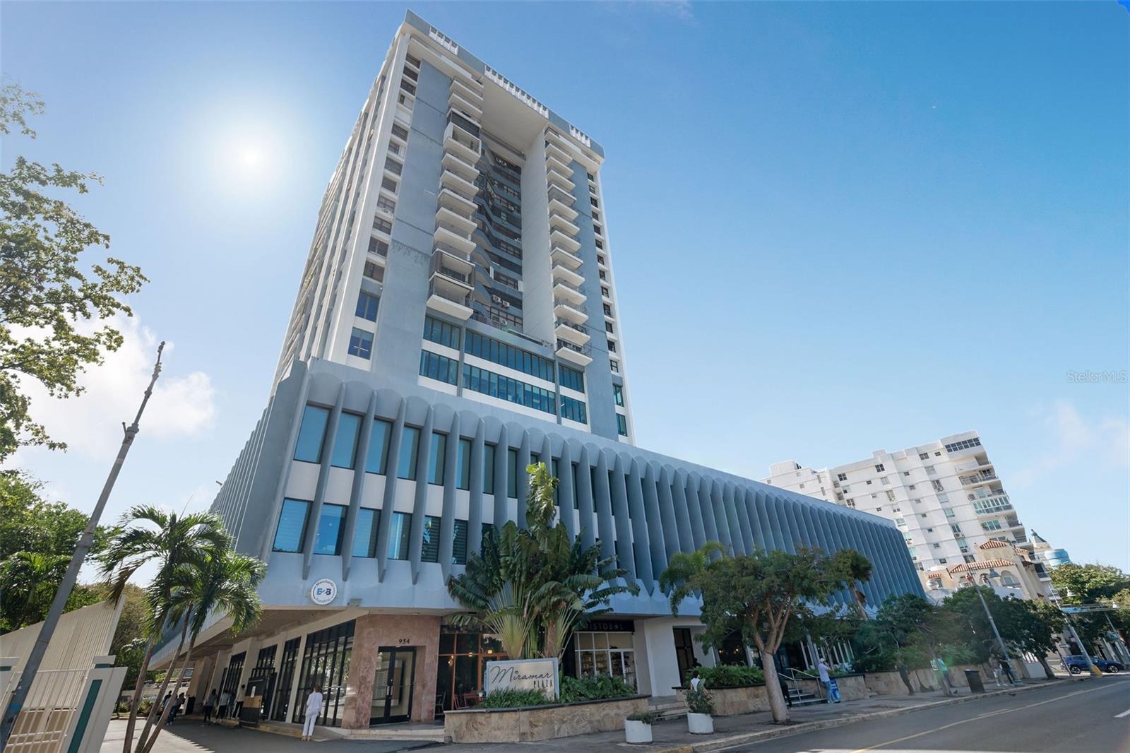 958 Av. Juan Ponce De León 20F