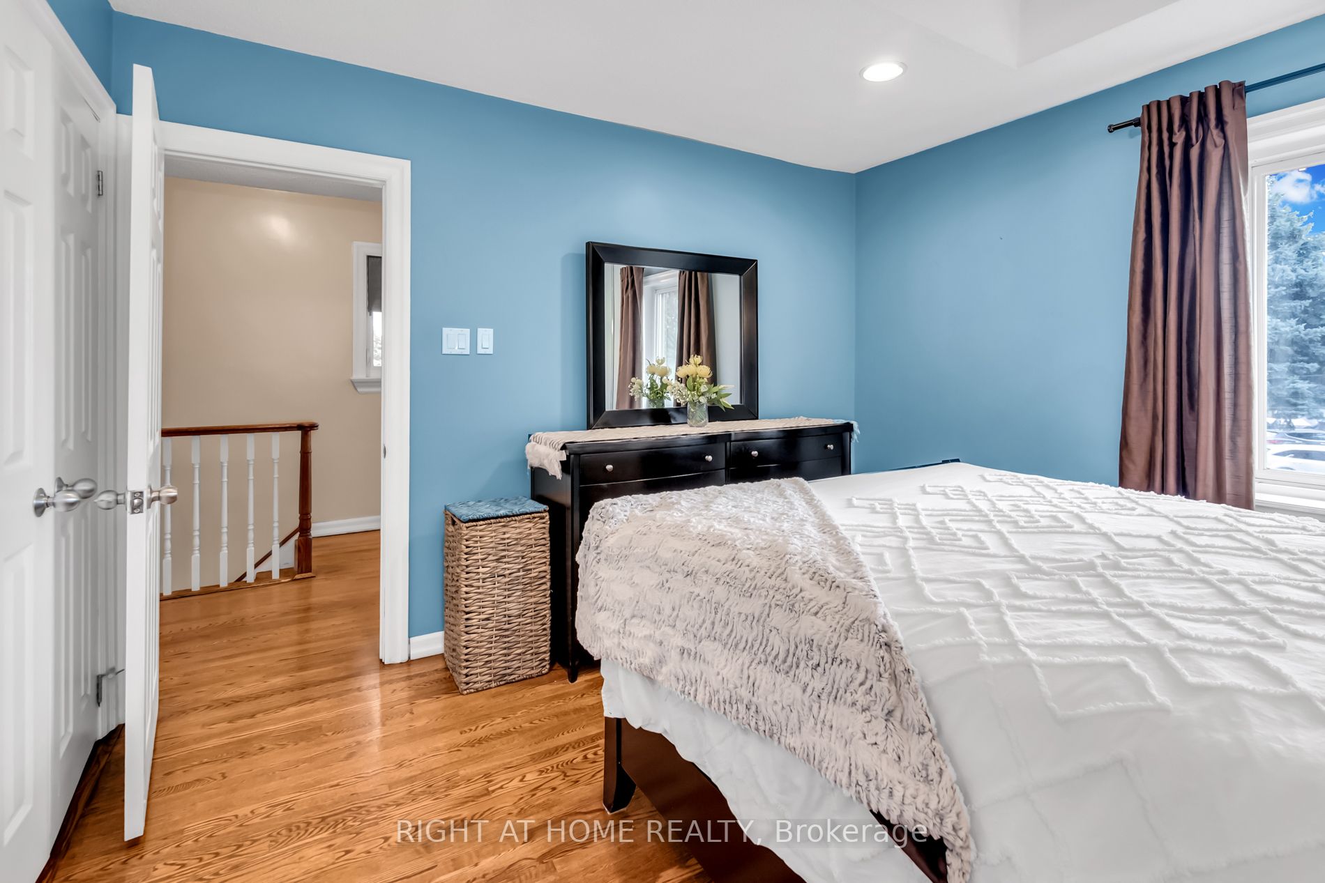 237 Eileen Ave