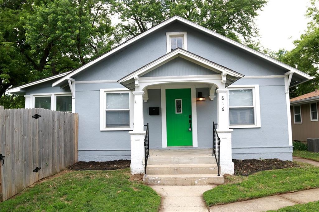 816 S Huttig Avenue