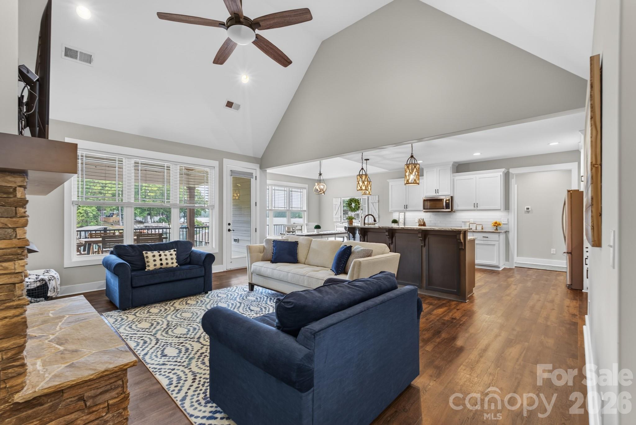 157 Landing Trail