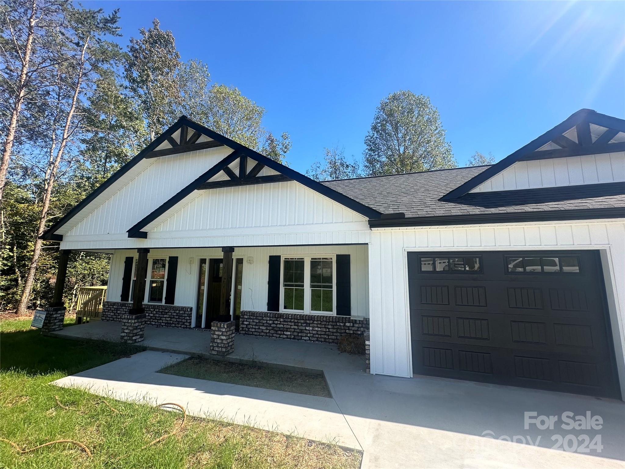 132 Buck Shoals Circle