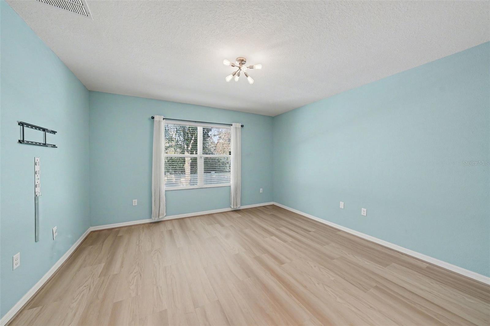 813 Wiltonway Drive