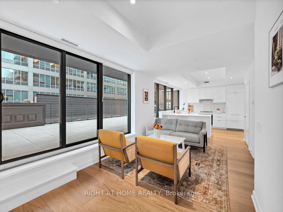 22 Lombard St 502