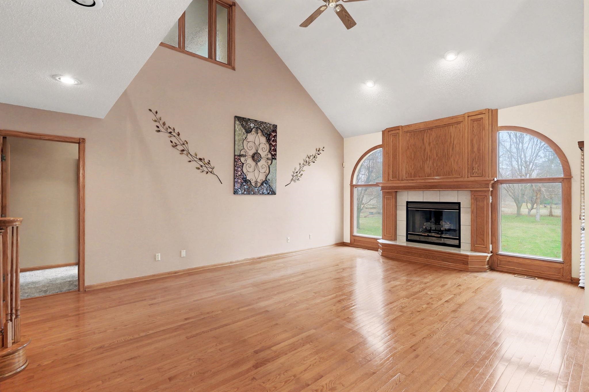 2318 N Cedar Downs Ln