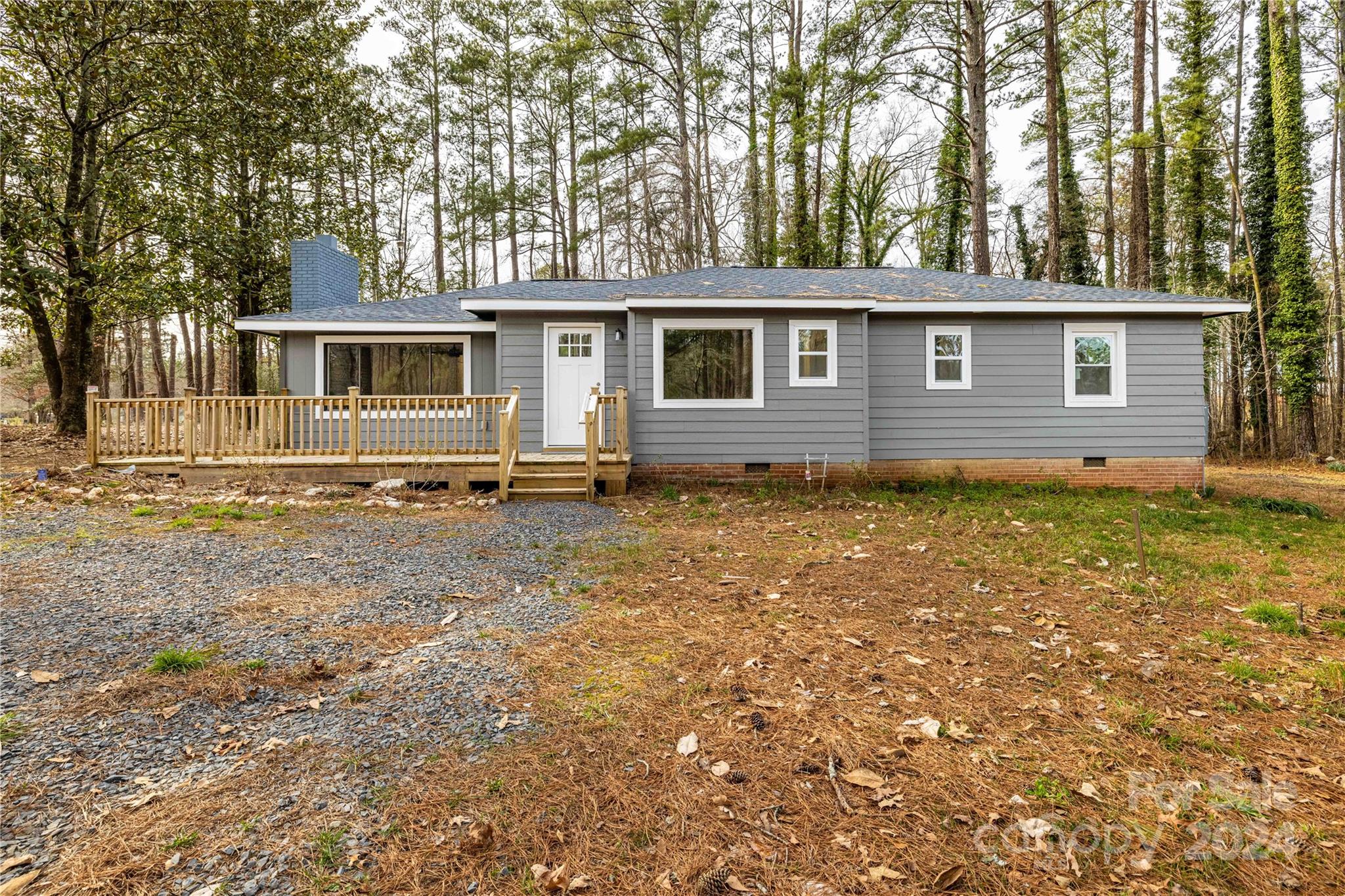 1284 Haywood Road