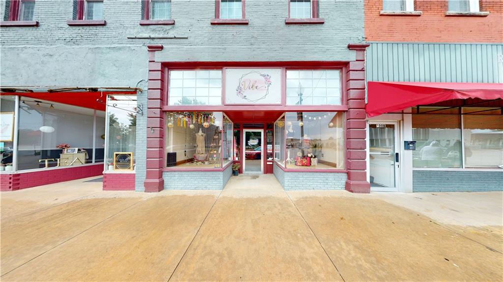 102-104 W 10th Street