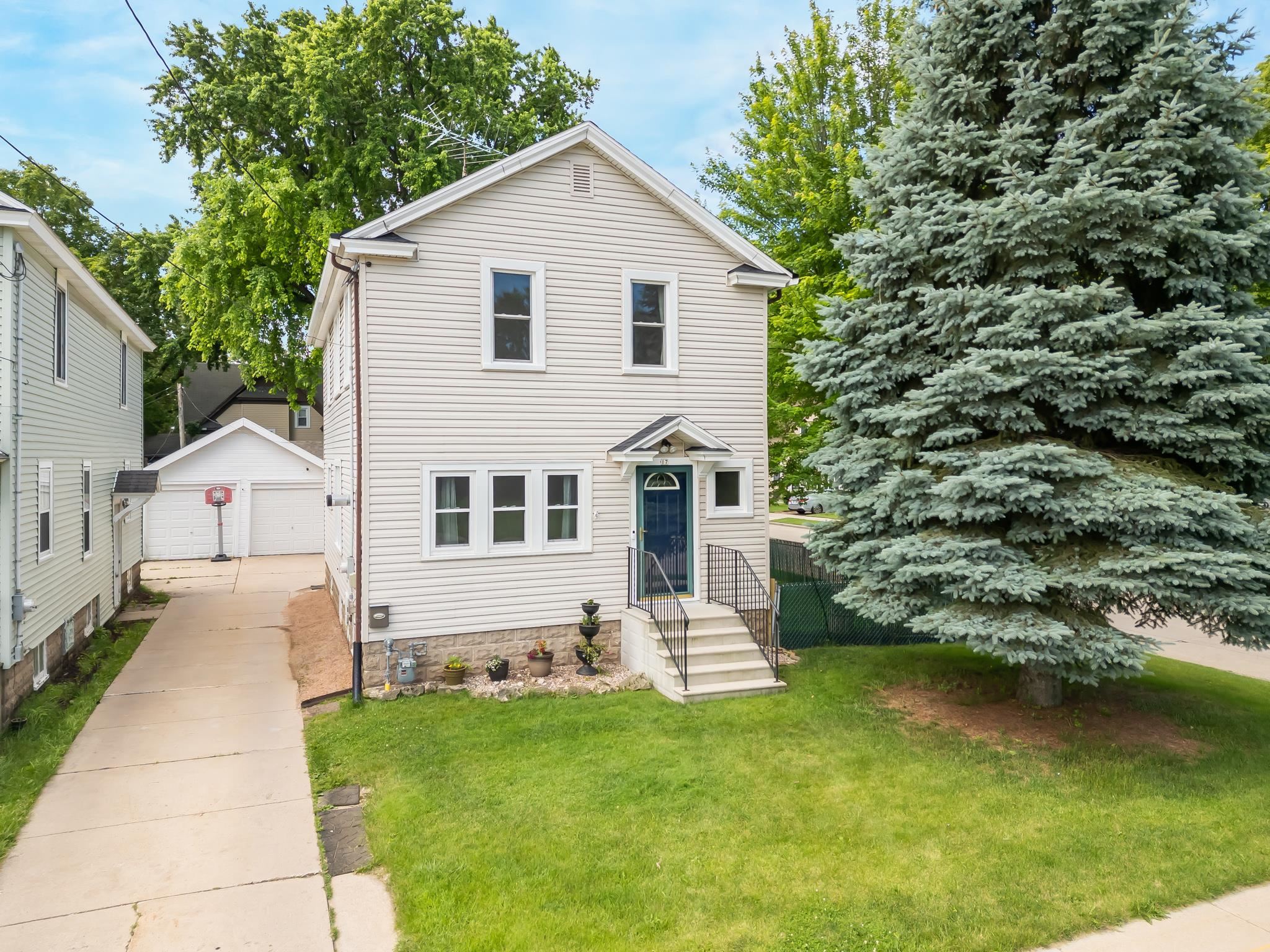 17 SCOTT Avenue