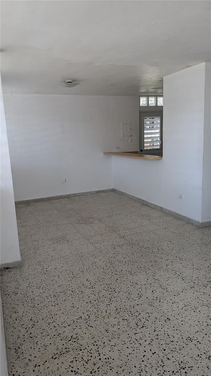 Urb. Santa Elena Calle 9 E-5